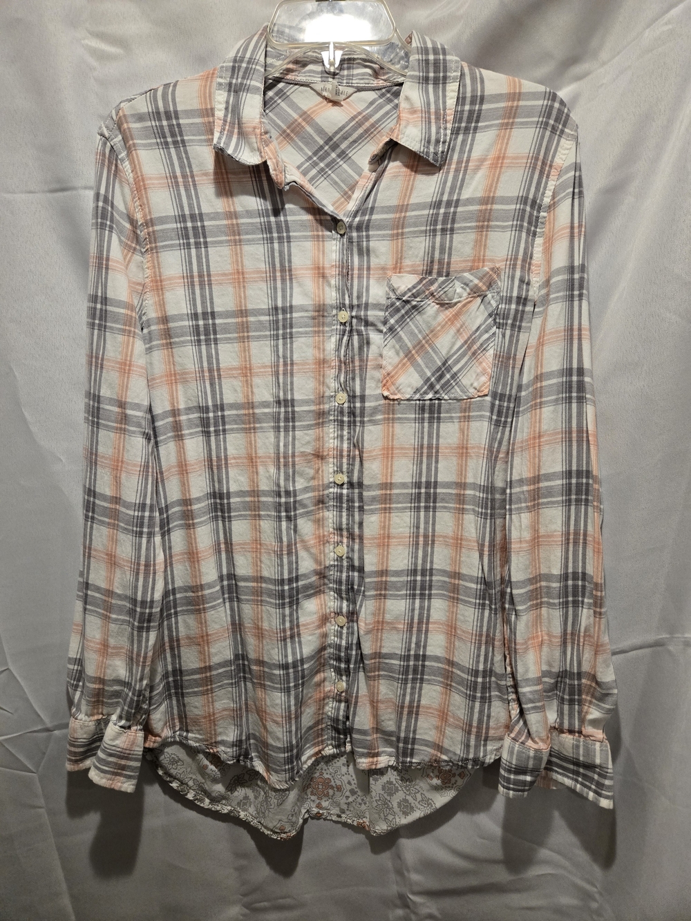 Aeropostale Peach & Gray Plaid Button-Down Shirt